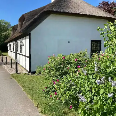 Charming Thatched From 1877 بيت للعطل Ørsted