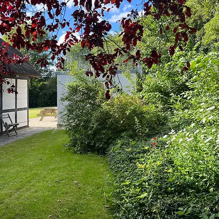 Ferienhaus Charming Thatched From 1877 *