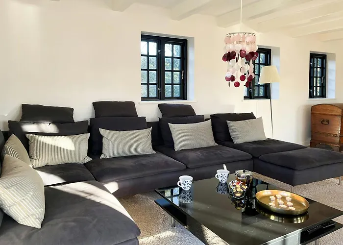 Charming Thatched From 1877 Ørsted