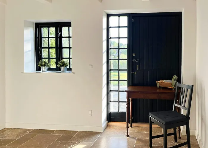 Charming Thatched From 1877 *